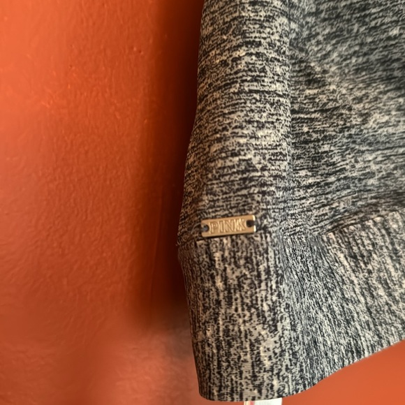 ✨LIKE NEW✨VS PINK BRALETTE - Picture 4 of 9